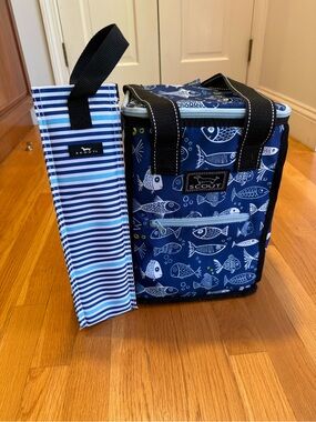 SCOUT cooler and wine bag set